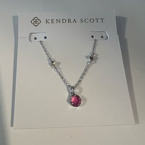 NWT Kendra Scott Nola Pendant in Rhodium with Azalea Illusion